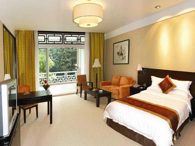 Guangdong Yingbin Hotel-Free Canton Fair Shuttle Bus Εξωτερικό φωτογραφία