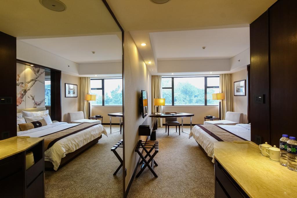Guangdong Yingbin Hotel-Free Canton Fair Shuttle Bus Εξωτερικό φωτογραφία